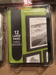 5 packs of command 3M 8 Large & 4 Medium 12 Lb To 16 Lb Strips & 12 Black Large