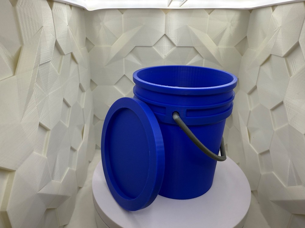 Mini 5-Gallon Bucket with Lid ( NOT ACTUALLY 5 GALLONS )