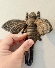 2 Cast Iron Bee Wall Hook Key Towel Coat Hanger Rustic Antique Brown Finish 6 in