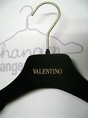 VALENTINO BLACK VELVET FELT 14 1/2 ” SUIT (re) HANGERS SET 9