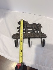 Cast iron Horse Metal Wall-Mounted Hook Rack, 3 Traditional Hooks