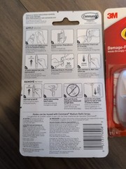 3M Command 2 Medium Designer HOOKS 4 STRIPS Multi-Use White 17081 – 2 Packs