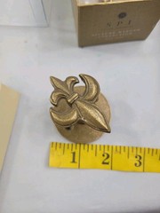 SPI Decor Hardware Picture Hanger Collection Brass 2-2Pack. 92