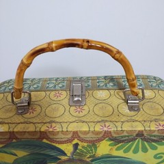 Vintage Storage Box Purse Bamboo Handle Metal Clasp Fruit Pear Apple 10″ Cottage