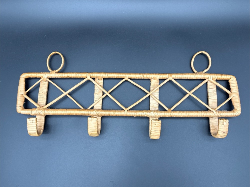 VTG 70s Rattan Wicker Wall Coat Rack 4 Hooks Diamond Lattice Jiangsu China Boho