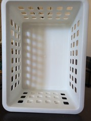 RUBBERMAID Slide N Stack Storage Basket / Bin ~ 5581 ~ White USA 2002