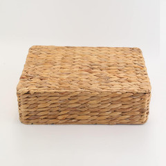Handwoven Water Hyacinth Basket with Handle – 15.35L x 12W x 4.72H In