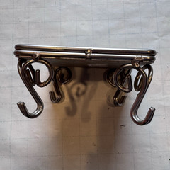 Silver Metal Over-the-Door Hanger Rack Traditional Style 6 Hooks 6″