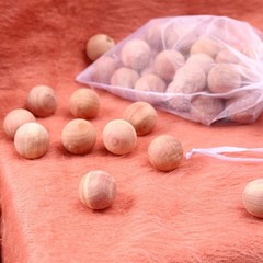 Brite Lightingtech Cedar Balls for Clothes Storages, 100pc Red 100 Count