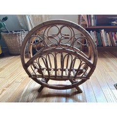 Vintage MCM Rattan Magazine Rack Burnt Bamboo Boho Circle Record Holder 16.5in