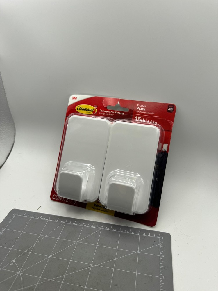 3M Command Hooks X-Large 15 lb White 2 Pack Damage Free Hanging Heavy Duty