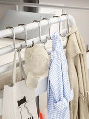 1pc Stainless Steel Double S Hook – No Drilling, Towel & Coat Hanger – NEW