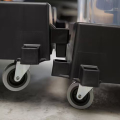 27 Gal. Storage Tote Taxi