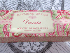 Raymond Waites Freesia Scented Drawer Liners6 sheets 16.5″ x 23 ” New in Box