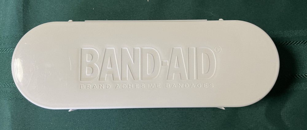 Band Aid Plastic Container Box Hinged Lid Empty Storage White