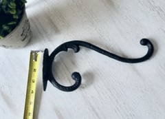 Large Cast Iron Vines Double Wall Hook Coat Hat Flower Basket Holder Hanger 9.5″