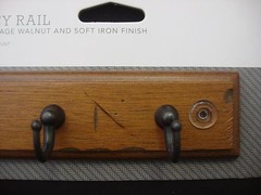 2 Threshold 4 Hook Key Rail 8 ¾“ Vintage Walnut & Soft Iron Finish No. 085030205