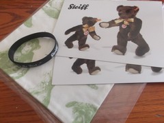 STEIFF Drawstring storage bag 7 1/2″ x 9″, rubber bracelet and 4 Notecards Lot