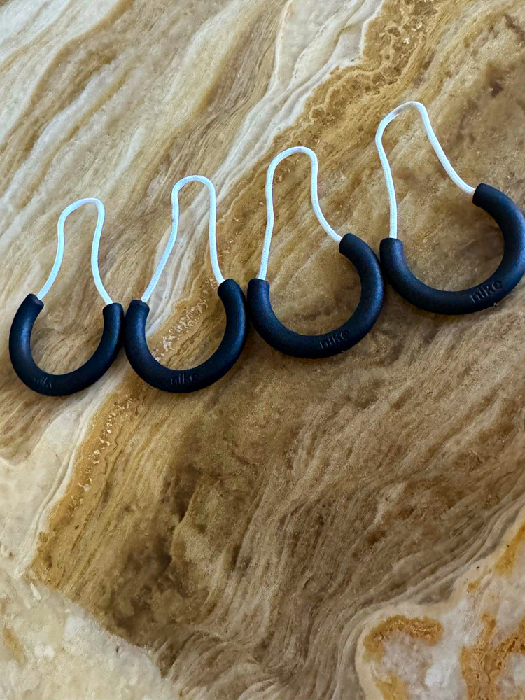 Nike S Hook Traditional Hanging Hooks, Plastic/Nylon, Black & White Set of 4
