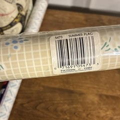 Rubbermaid Drawer & Shelf Liner 20 in x 5 ft 2-Pack Cottage Core