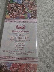Woods Of Windsor Perfumed Drawer Liners Traditional Pot Pourri