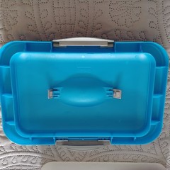 Lot of 4 Sterilite 1894 Blue Show Offs Storage Totes Hinge Handle Lid 14x9x6
