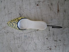 9 1/2″ Plaster Shoe Wall Hook, Home Decor, Unbranded, GUC