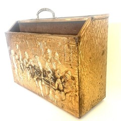 Vtg English Traditional Hammered Brass Magazine Holder Rack Record Stand GVC