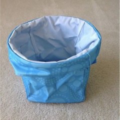 Thirty-One – Mini Utility Bin Aqua Circle Spirals NIP