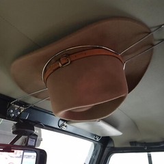 1/2PCS Cowboy Hat Holder Hat Rack Hat Clip Storage Save Hats For Truck SUV Car