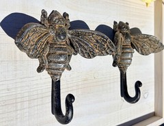 2 Cast Iron Bee Wall Hook Key Towel Coat Hanger Rustic Antique Brown Finish 6 in