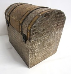 Vintage Decorative Display Storage Box Chest – Excellent Clean Condition