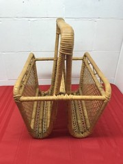 Wicker Magazine Newspaper Towel Holder Curved Two Section One Piece