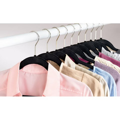 Berkley Jensen Anti-slip Velvet Hangers, Heavy Duty, Swivel Hook, 50 Pack NEW!