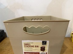 Vintage 2007 Home Solutions Small Stacking Bin Tan Plastic 13.5”x11”x9.25” Homz