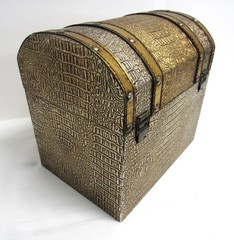 Vintage Decorative Display Storage Box Chest – Excellent Clean Condition