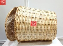 Handmade Sri Lankan Cane & Reed Garbage Bin with Lid – Eco-Friendly Waste Basket