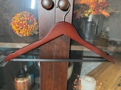 Cherry Wood Suit Hangers Straight Non-Slip Notched Swivel 10/5 Walnut 15 TOTAL
