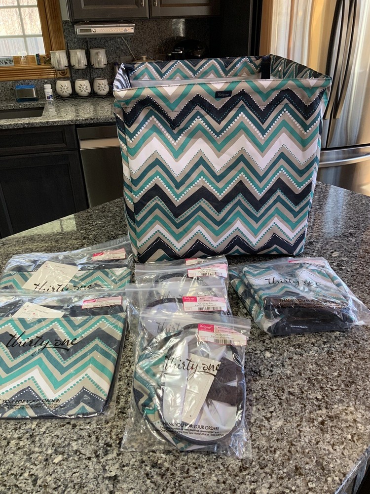 Thirty-One Storage Bin And Matching Pieces. 8 Piece Set. “DOTTY CHEVRON”. NEW.
