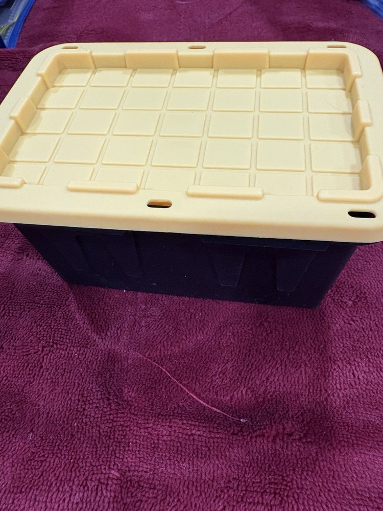 Lowe’s Teeny Tote Storage Container 4.8 x 3.3 x 2.4 Black Yellow .38 quart viral