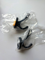 ZUONAI Black Wall Mounted Metal Coat & Hat Hooks, Traditional Style, 2 Pack