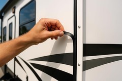 100 Ft x 1″ Black Vinyl Trim Molding Screw Cover RV Boat Camper Trailer UV Water