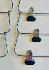 4-Tier Adjustable Metal Pant Hangers With Clips Space-Saving Design (2)