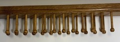 VTG SOLID OAK WALL/DOOR MOUNTED, 24 PEG/4 BRASS HOOKS TIES/SCARVES/BELTS ORGNZR.