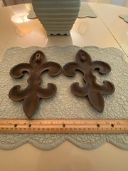 Two Cast Iron Fleur De Lis Wall Hangers Black Decor 9 1/2” x 6″ & Plant Holder