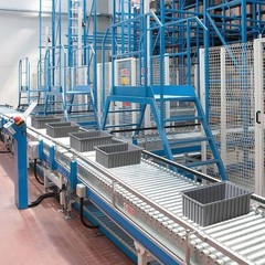Akro-Mils 33168Blue Industrial Grade Polymer, Divider Box, Blue, 16 1/2 In L, 8