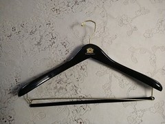 Oxford Clothes Jacket Coat Blazer Suit Sport Coat Hanger Velvet Suit Bar