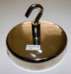 9 Chrome Magnetic Hanging Hooks 2-1/2″ Wide