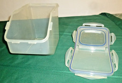 Storage Bin 7 1/2″ Tall 9″ Nose to Tall Lock & Lock