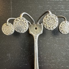 1881 Rogers A1 Silver Plate Wall Mounted Key Towel Jewelry Hanger Vintage Decor